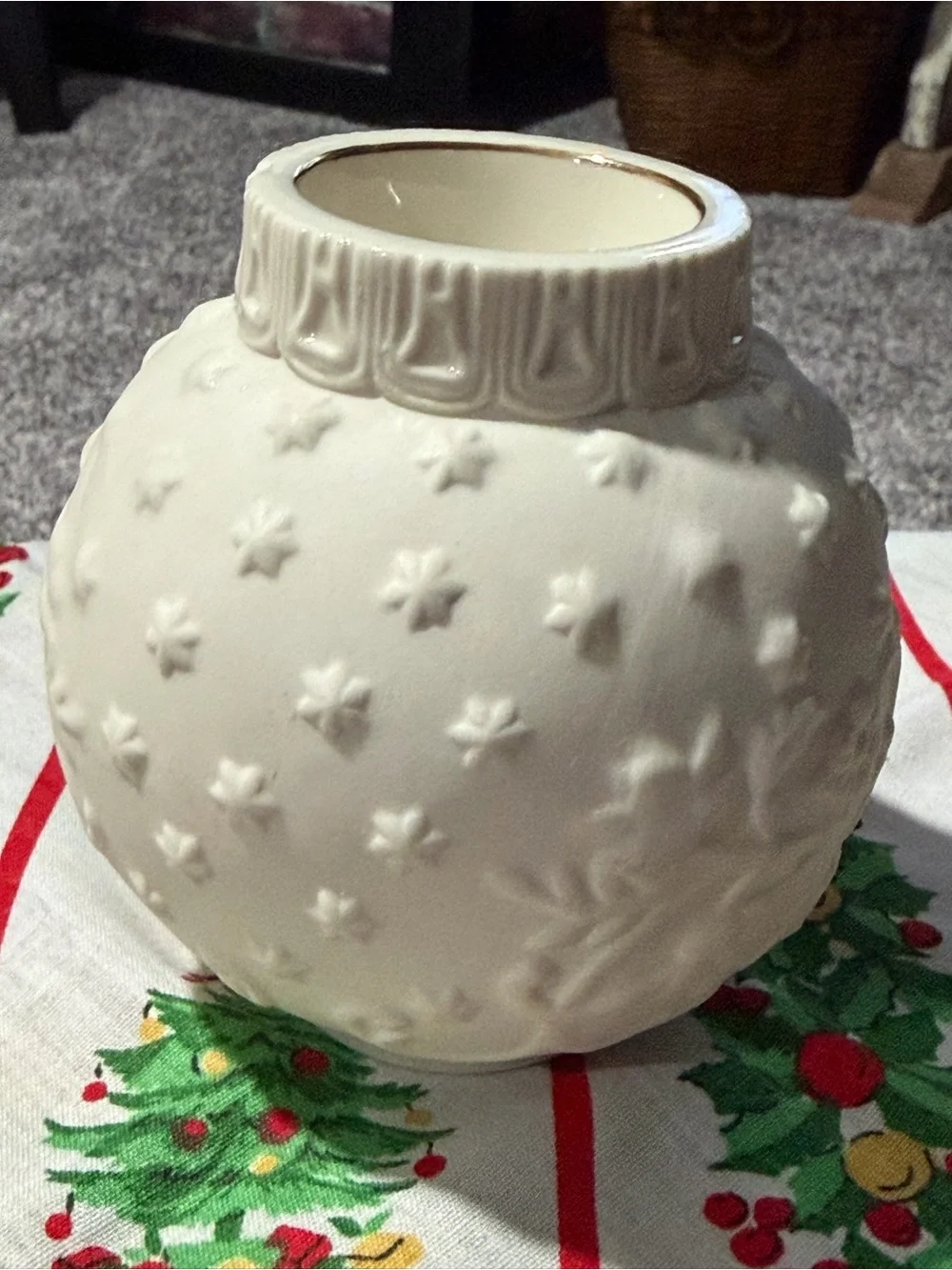 Lenox Classic White Ceramic Nativity Votive – Holiday Home Accent